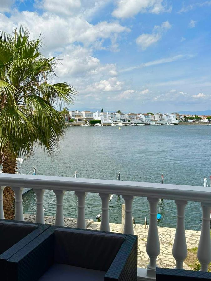 Apartamento En El Canal De Empuriabrava II Apartment Exterior photo